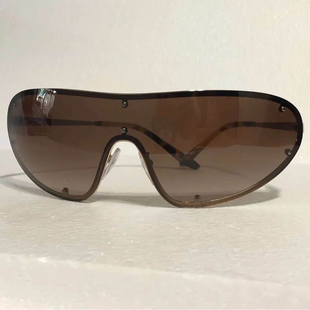 🆕 Prada bronze/brown studded shield sunglasses made in Italy 🇮🇹 (810)